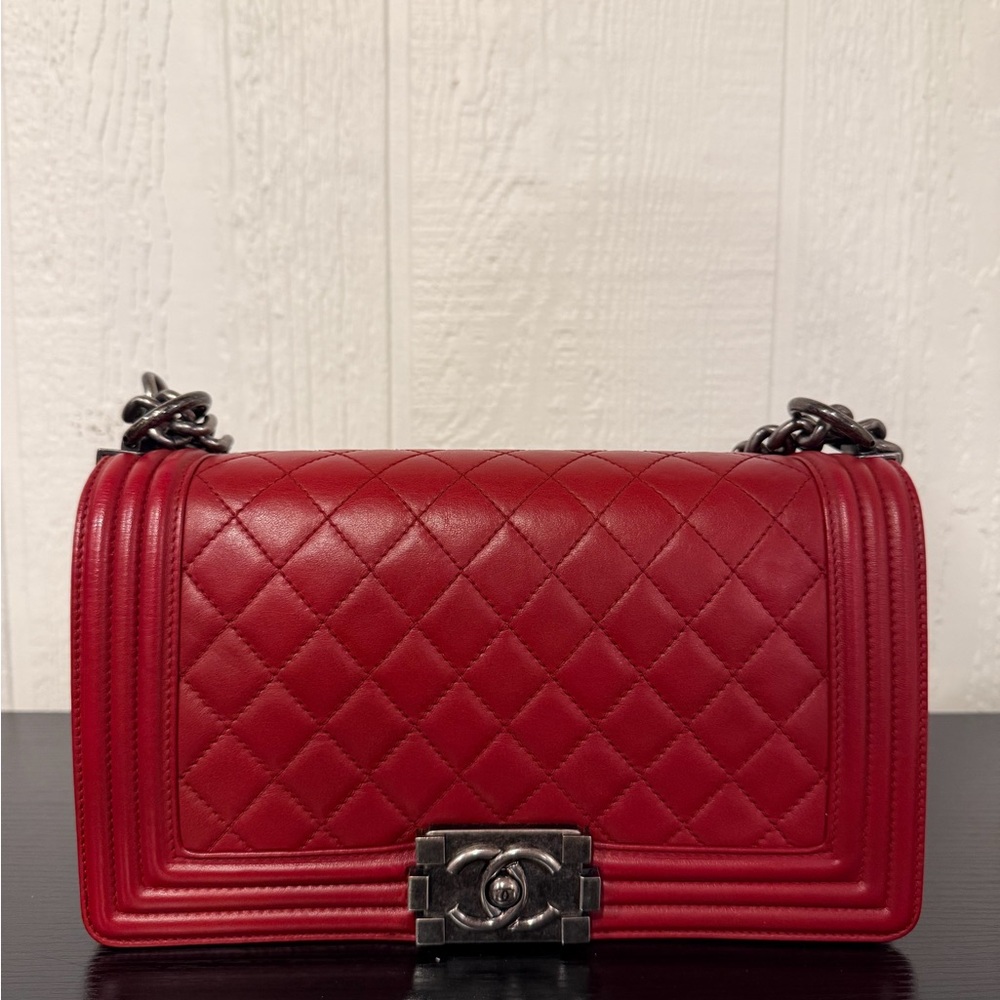 Medium Chanel Red Boy Quilted Leather Shoulder Bag